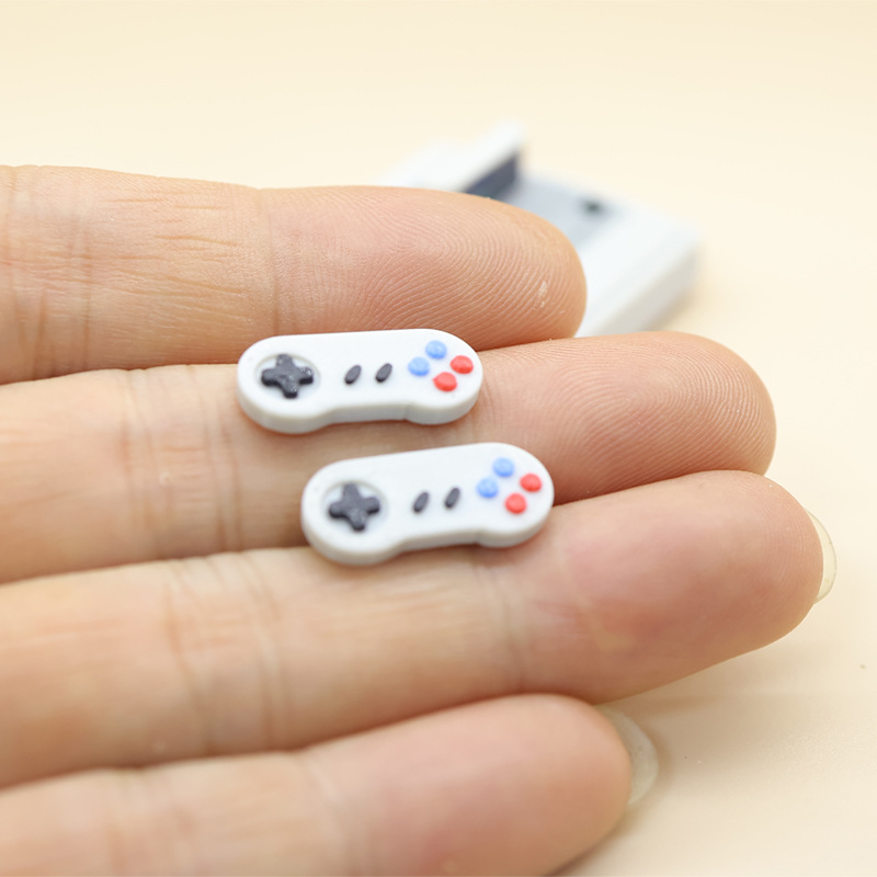 1set Dollhouse Mini Retro Game - Retro Gaming Station recension och pris